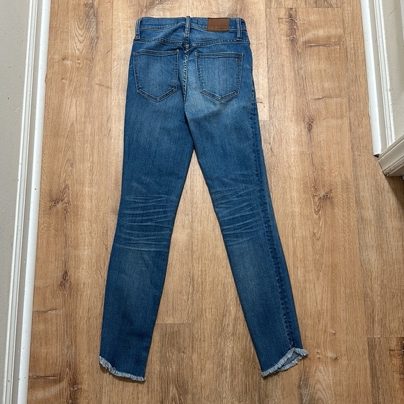 MADEWELL | 10" High-Rise Skinny Jeans: Tulip-Hem Edition - Picture 5 of 7